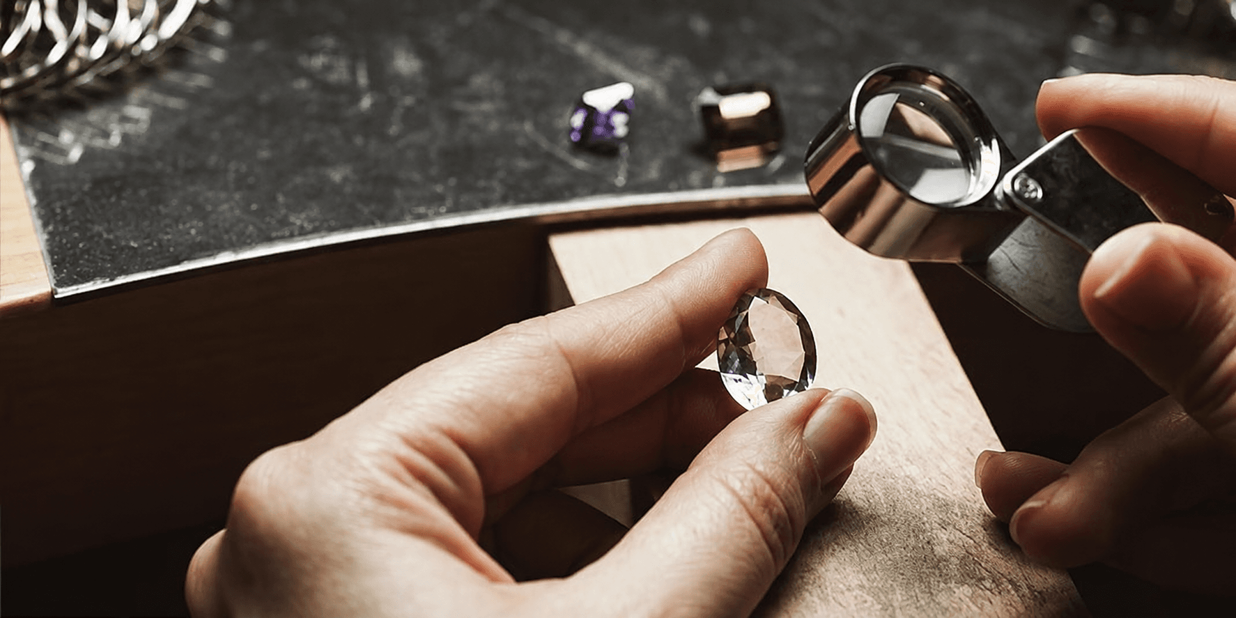 Representative gemstone inspection under magnification